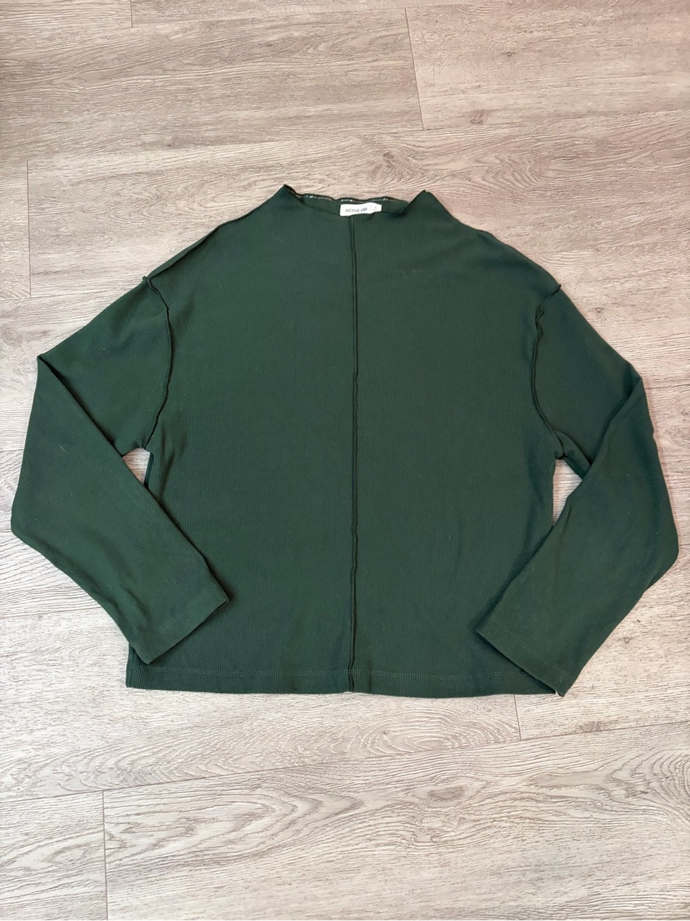 Active USA Dark Green Center-Seam Crewneck Sweater size small